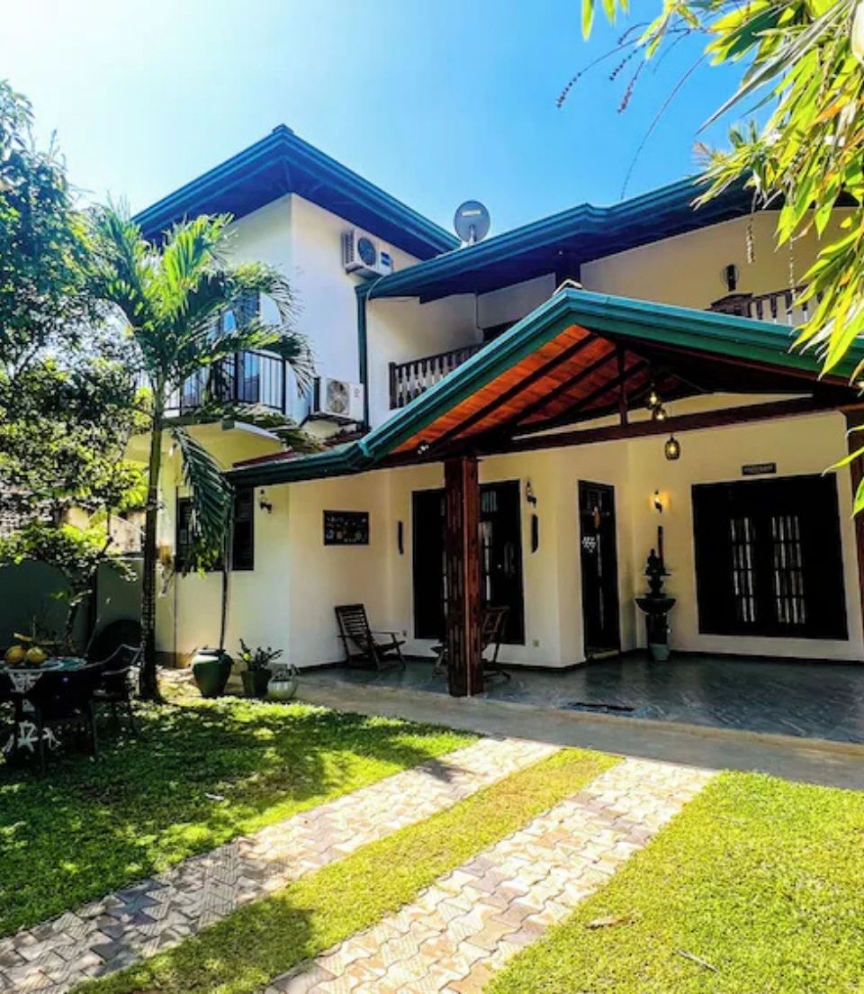 Friendly guest house with medical support